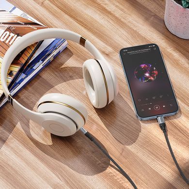 Купити Аудиокабель HOCO UPA26 Fresh digital audio conversion cable iP Black