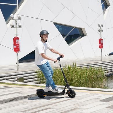 Купити Электросамокат OKAI ES40-Black 10", 500(1000)W, 15.6Ah, 70km, 38km\h, 25%, NFC, App, 23kg