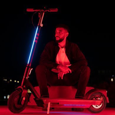 Купити Електросамокат OKAI ES30-NEON PRO Black 10", 350(700)W, 14.7Ah, 80km, 25km\h, 25%, NFC, App, 21kg